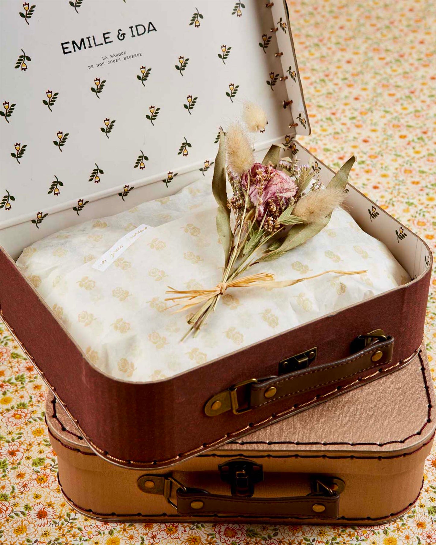 Suitcase giftbox - Brown